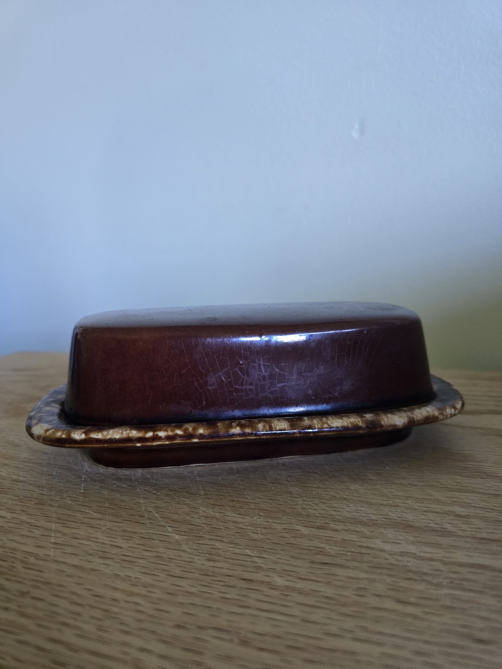 Mccoy vintage brown drip glaze covered butter dish